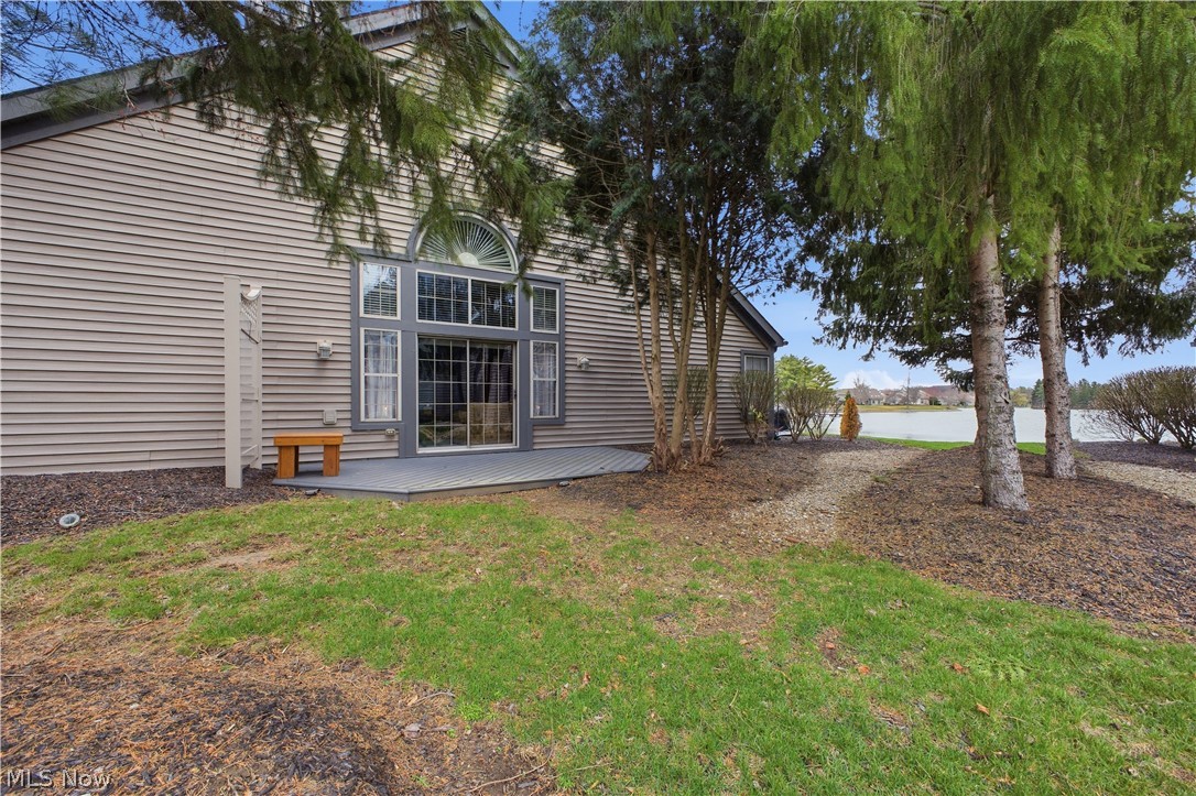 424 N Bayshore Drive Columbiana OH 44408