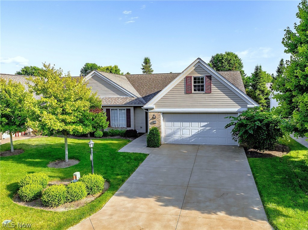 18 Falcon Crest Drive Norwalk OH 44857