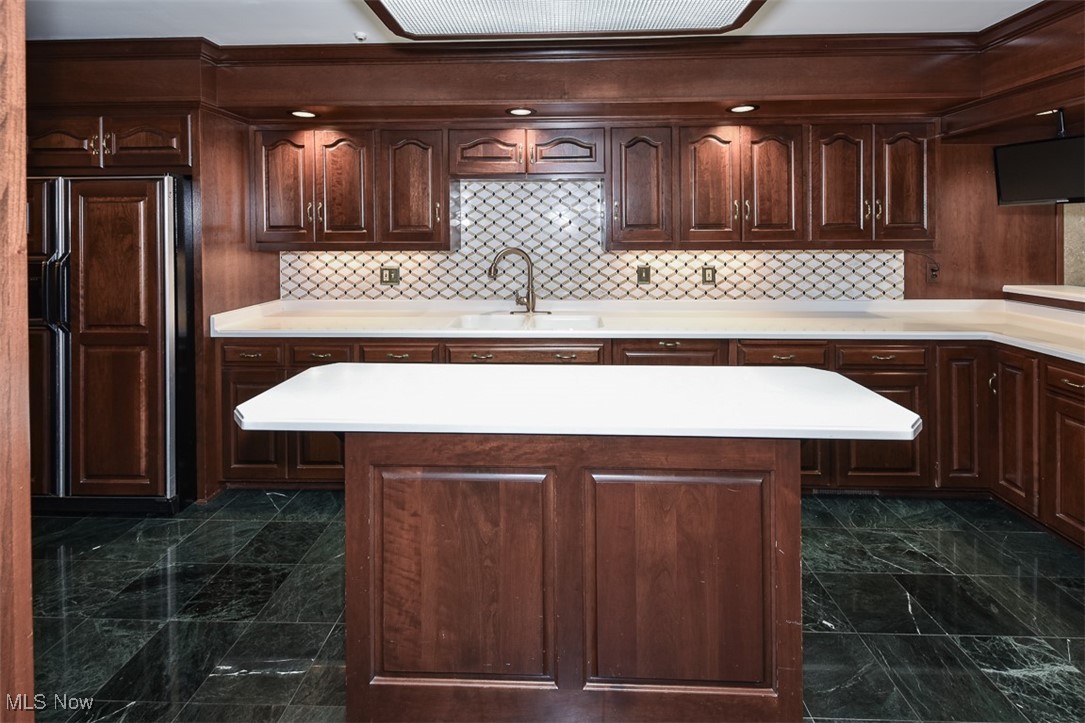 27 Hidden Valley Drive Rocky River OH 44116