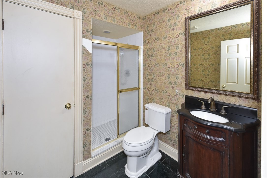 27 Hidden Valley Drive Rocky River OH 44116