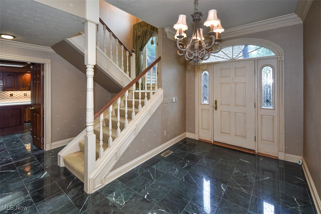 27 Hidden Valley Drive Rocky River OH 44116