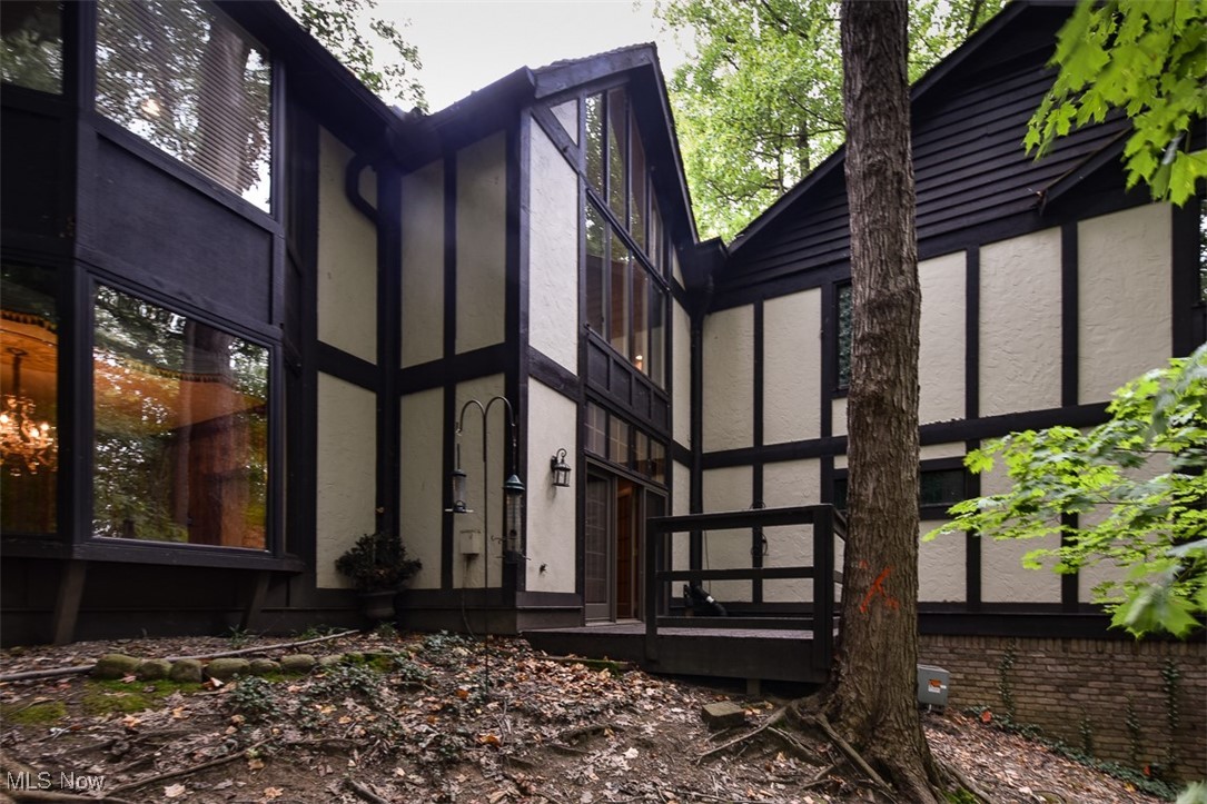 27 Hidden Valley Drive Rocky River OH 44116