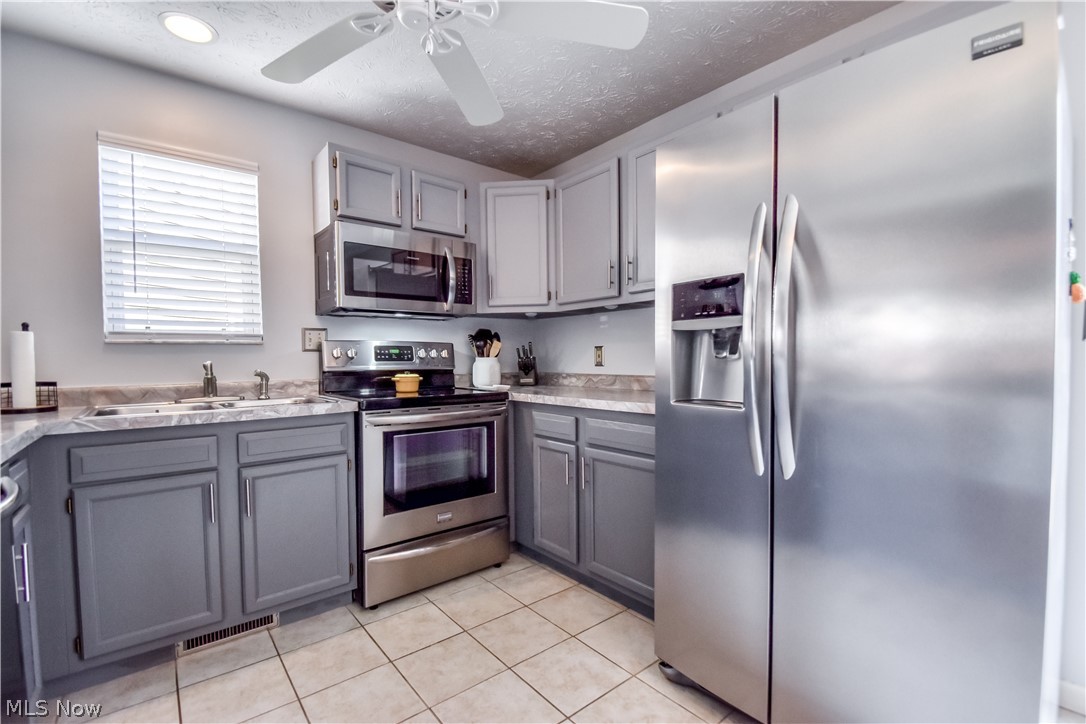 895 Brittney Court Willowick OH 44095