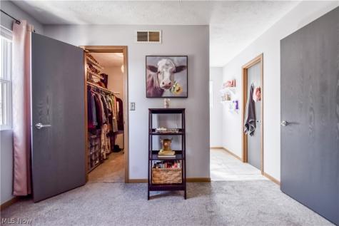 895 Brittney Court Willowick OH 44095