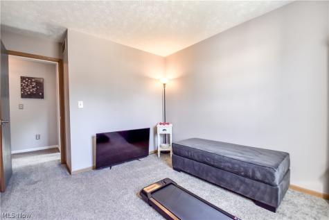 895 Brittney Court Willowick OH 44095
