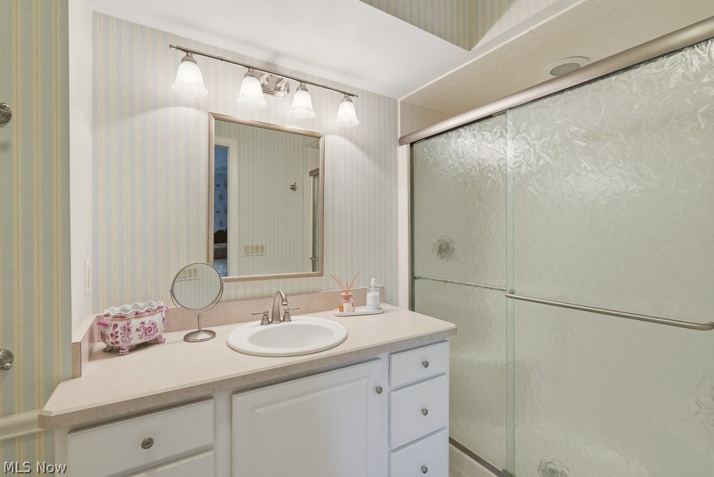 104 Manor Brook Drive Chagrin Falls OH 44022