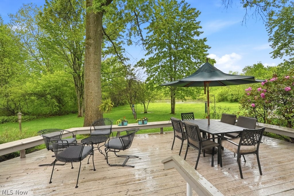 104 Manor Brook Drive Chagrin Falls OH 44022