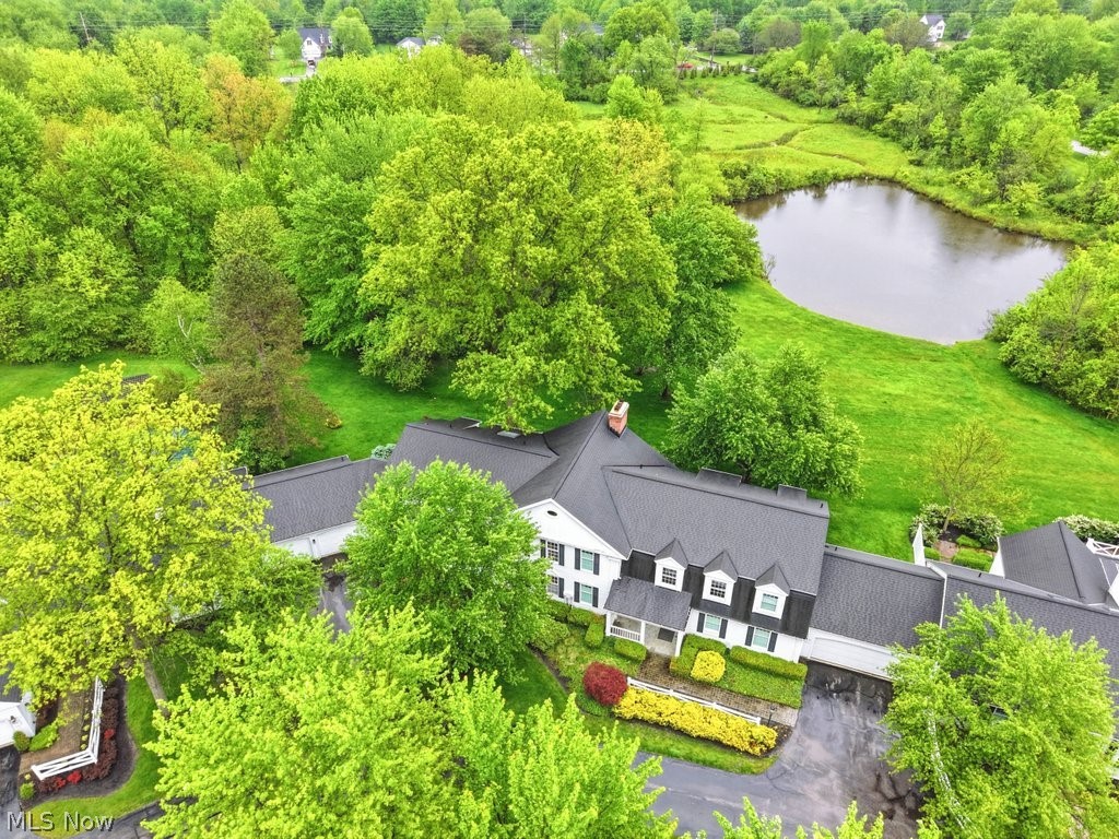 104 Manor Brook Drive Chagrin Falls OH 44022