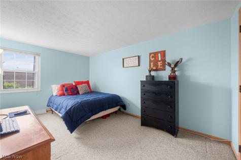 6962 S Parkway Drive Middleburg Heights OH 44130