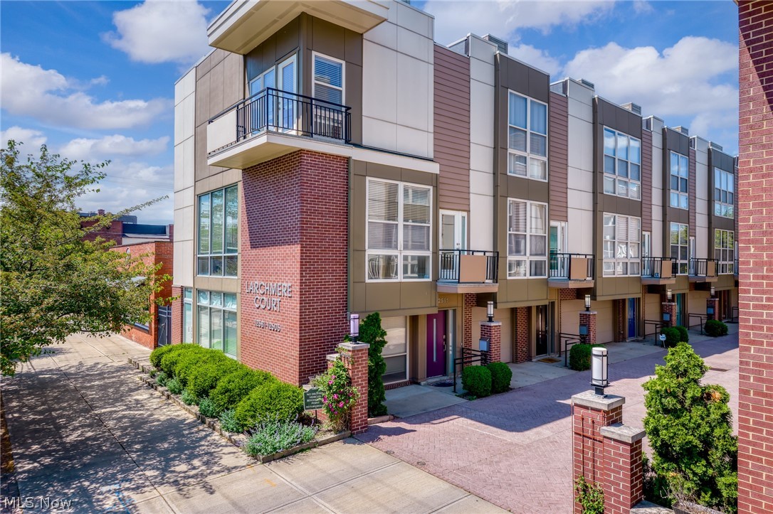 12581 Larchmere Boulevard Cleveland OH 44120