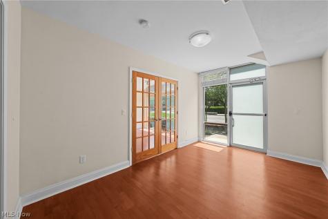 12581 Larchmere Boulevard Cleveland OH 44120