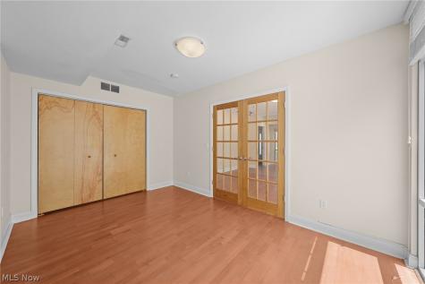 12581 Larchmere Boulevard Cleveland OH 44120