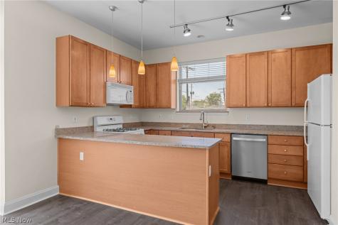 12581 Larchmere Boulevard Cleveland OH 44120