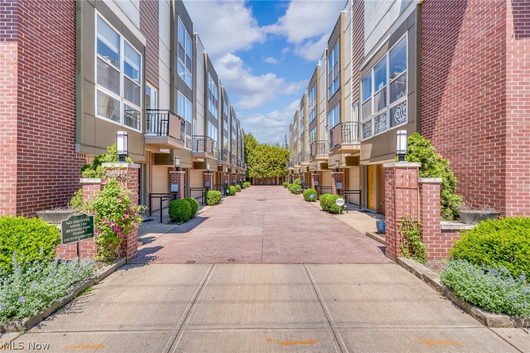 12581 Larchmere Boulevard Cleveland OH 44120