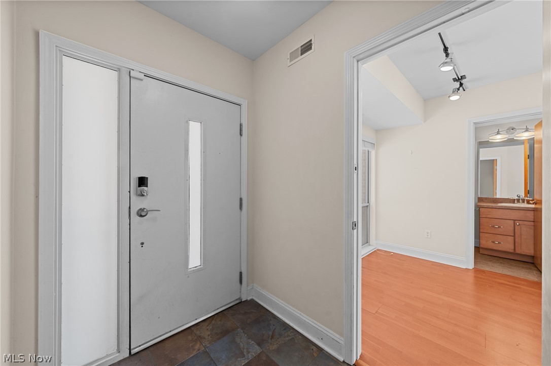 12581 Larchmere Boulevard Cleveland OH 44120