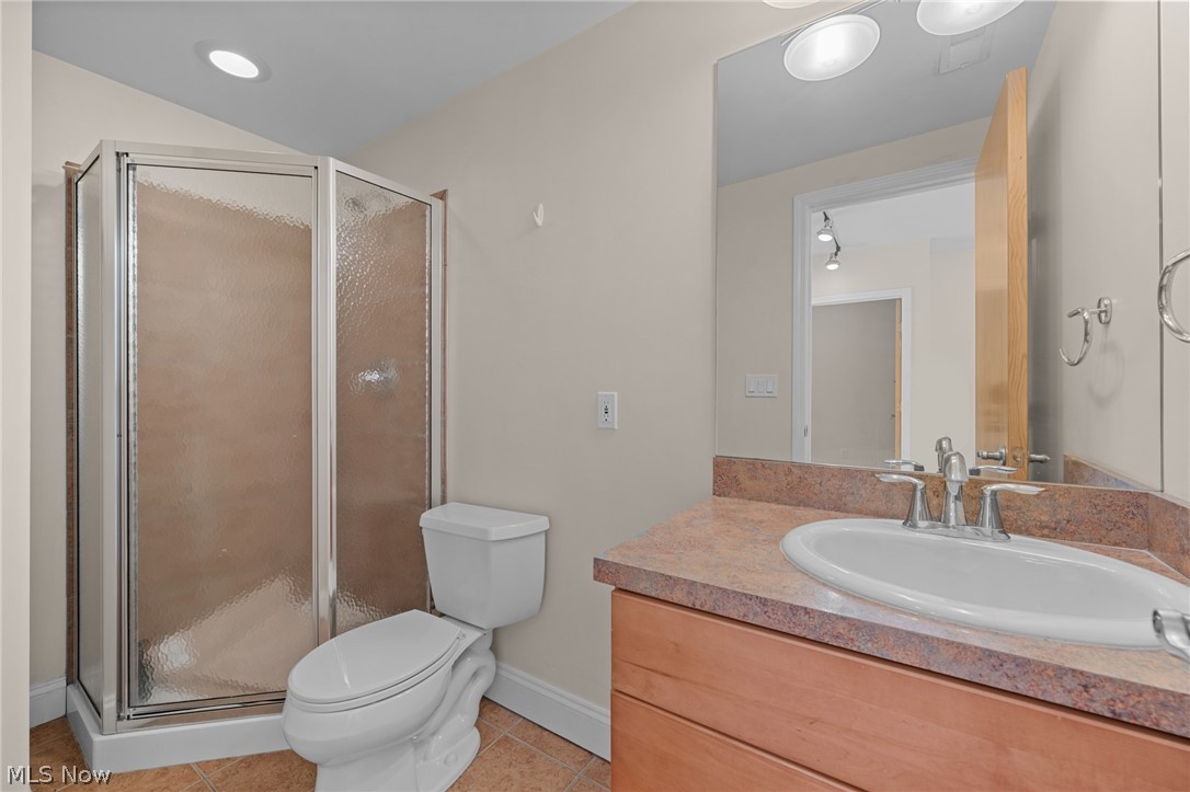 12581 Larchmere Boulevard Cleveland OH 44120