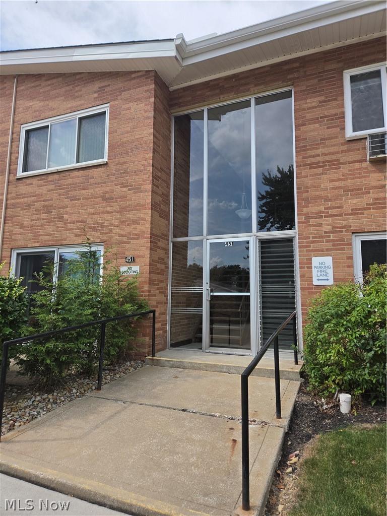451 Tollis Parkway Broadview Heights OH 44147