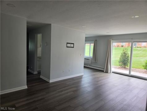 451 Tollis Parkway Broadview Heights OH 44147