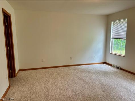 1437 Shaw Avenue Niles OH 44446