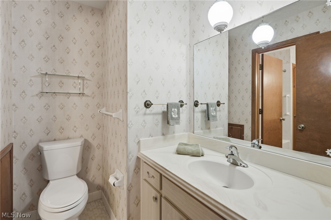 2705 Pease Drive Rocky River OH 44116