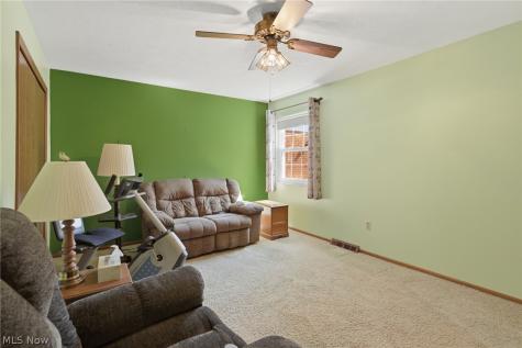2705 Pease Drive Rocky River OH 44116