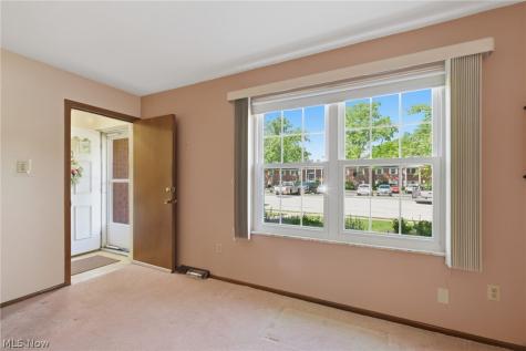 2705 Pease Drive Rocky River OH 44116