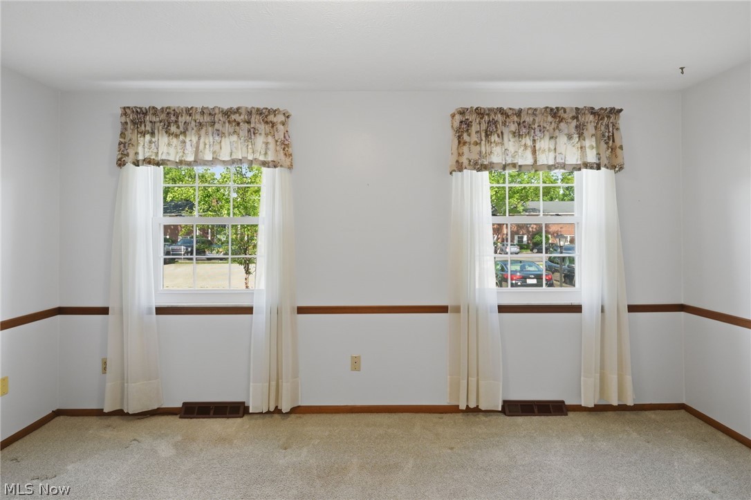 2705 Pease Drive Rocky River OH 44116