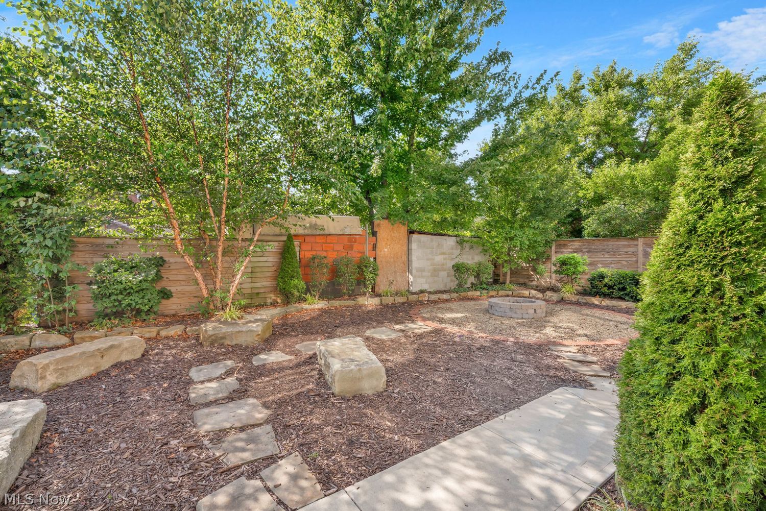 2025 Follett Court Cleveland OH 44113