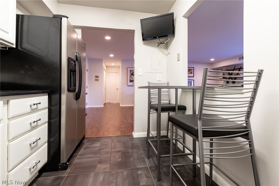 2202 Acacia Park Drive Lyndhurst OH 44124