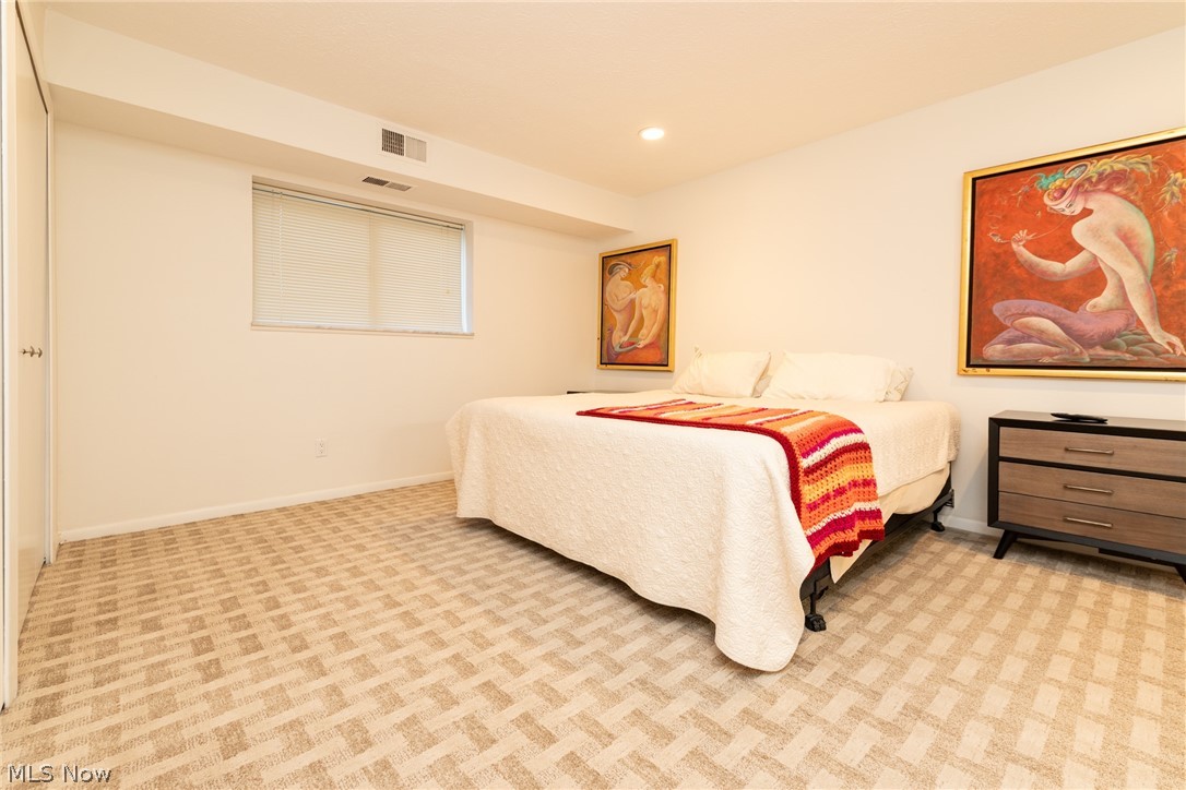 2202 Acacia Park Drive Lyndhurst OH 44124