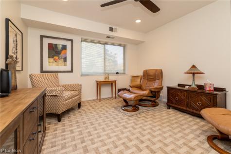 2202 Acacia Park Drive Lyndhurst OH 44124