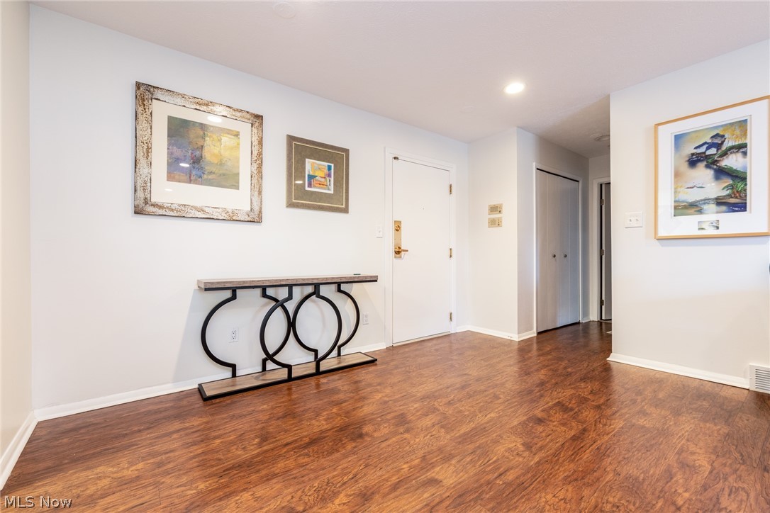 2202 Acacia Park Drive Lyndhurst OH 44124