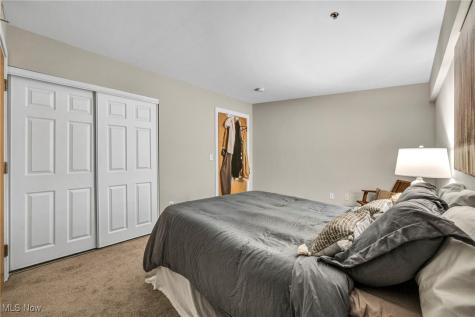 2222 Detroit Road Cleveland OH 44113