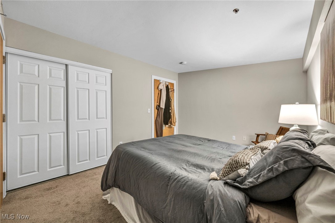 2222 Detroit Road Cleveland OH 44113