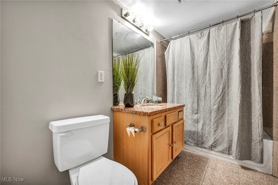 2222 Detroit Road Cleveland OH 44113