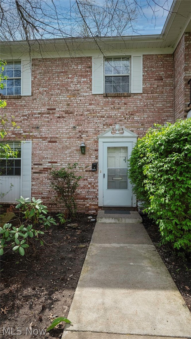 369 Quarry Lane Warren OH 44483