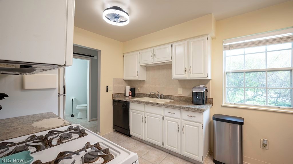 369 Quarry Lane Warren OH 44483