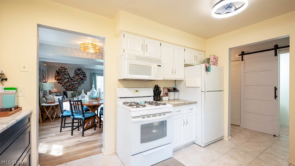 369 Quarry Lane Warren OH 44483