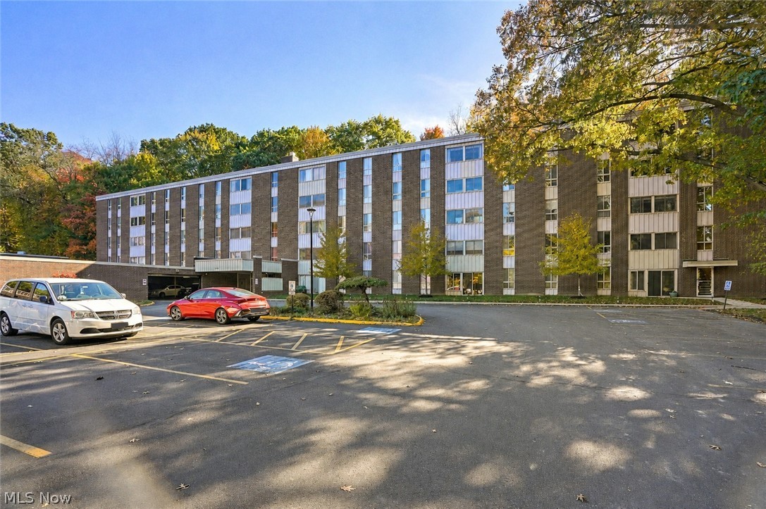 3068 Kent Road Stow OH 44224