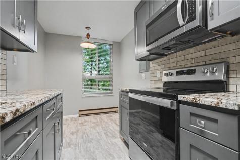 3068 Kent Road Stow OH 44224