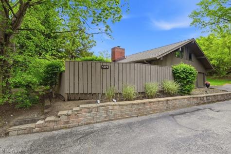 420-9 Chandler Drive Aurora OH 44202