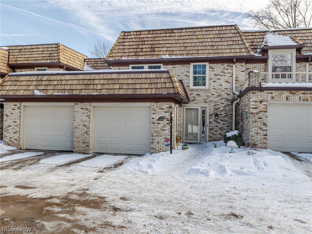 1139 Harwich Court Rocky River OH 44116
