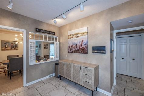 1139 Harwich Court Rocky River OH 44116