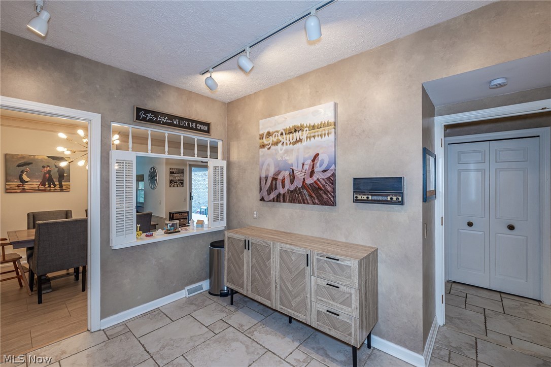 1139 Harwich Court Rocky River OH 44116