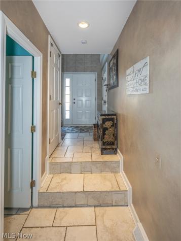 1139 Harwich Court Rocky River OH 44116