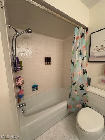 1139 Harwich Court Rocky River OH 44116