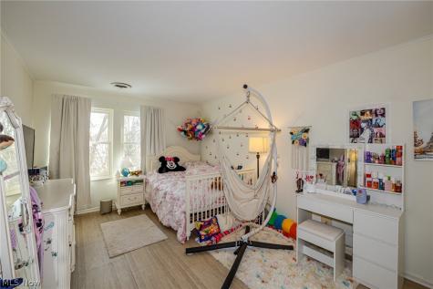 1139 Harwich Court Rocky River OH 44116