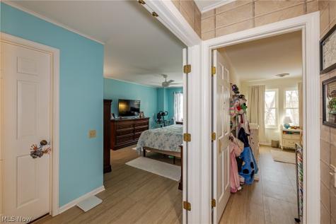 1139 Harwich Court Rocky River OH 44116