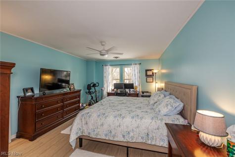 1139 Harwich Court Rocky River OH 44116