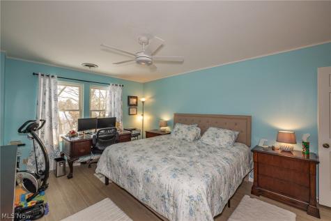 1139 Harwich Court Rocky River OH 44116